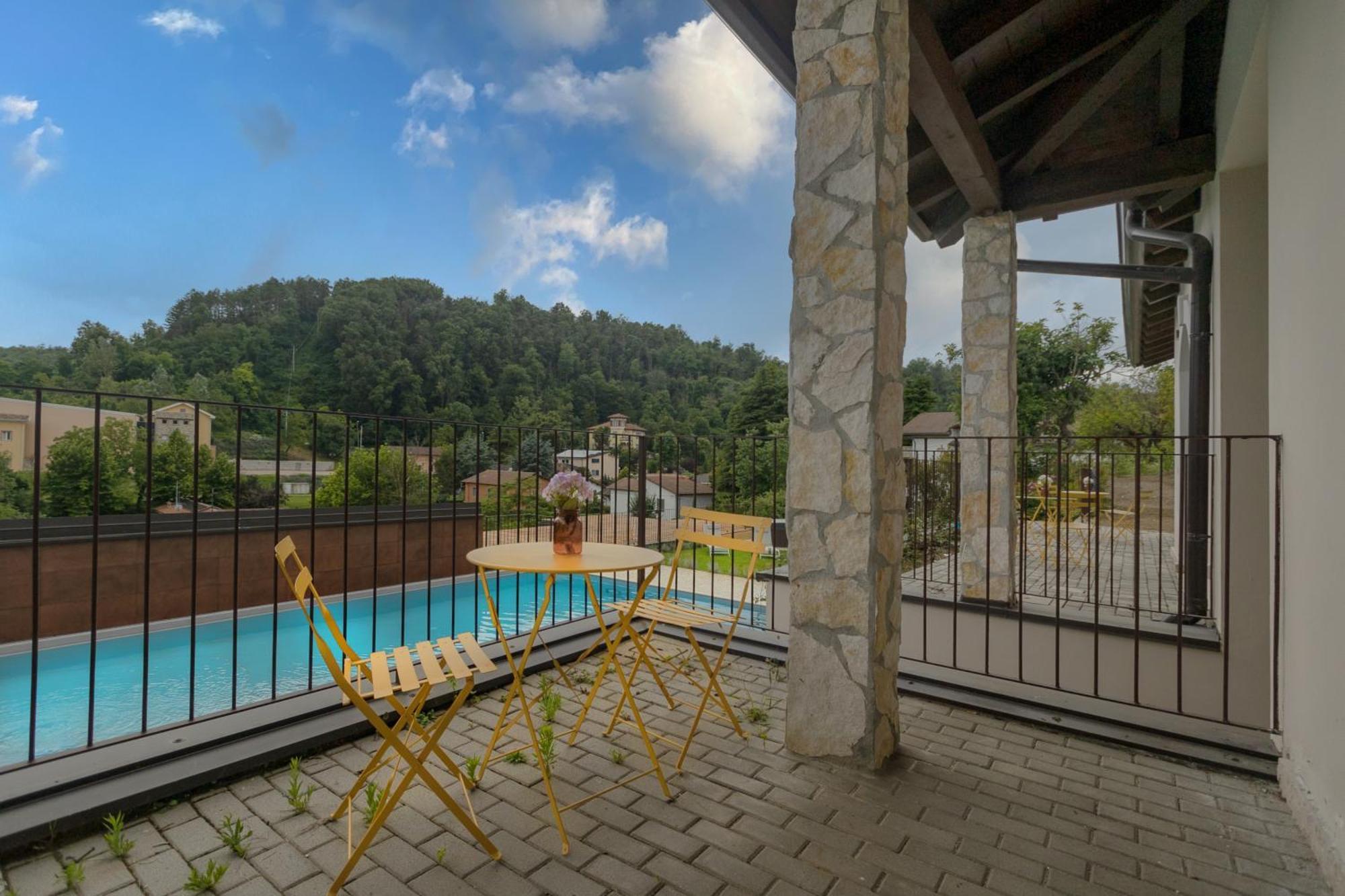 Luce Boutique Hotel Fortunago Esterno foto