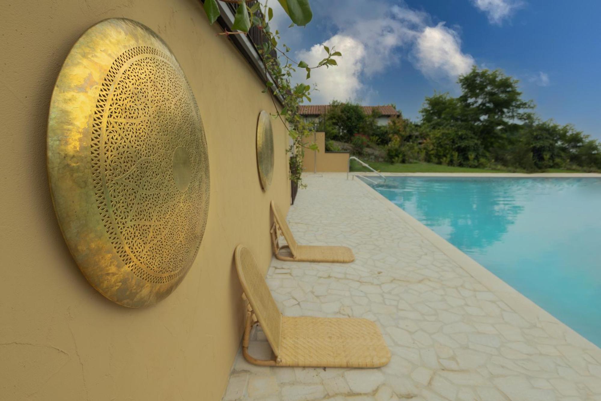 Luce Boutique Hotel Fortunago Esterno foto